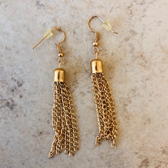 Chain Link Dangly Earrings - Picture 1 of 3